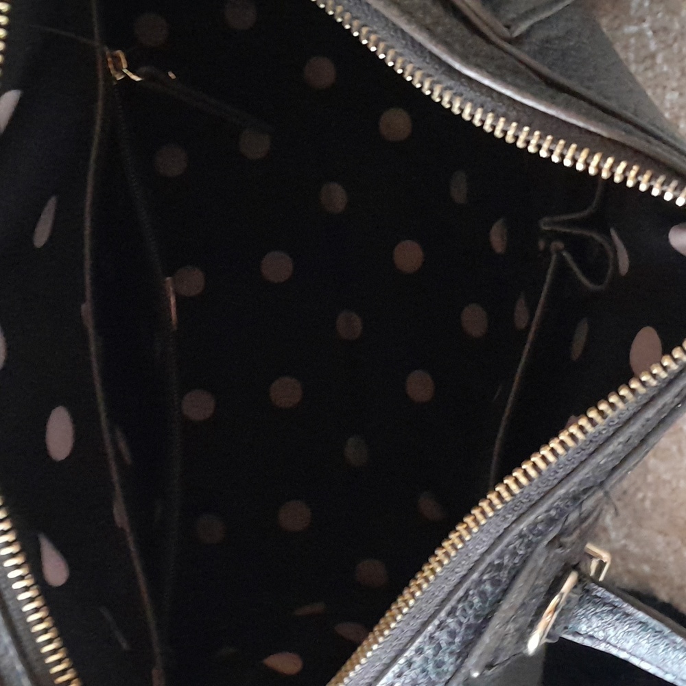Handbag - Picture 7 of 8